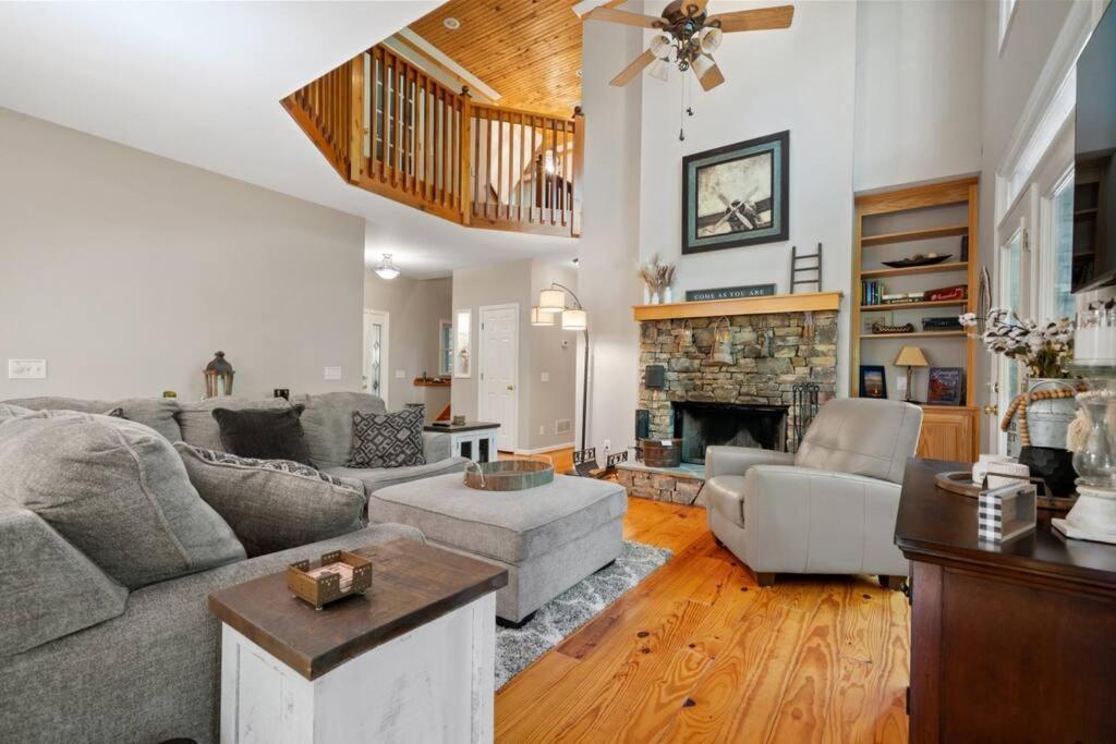 Cozy Bear Getaway Villa Marble Hill Eksteriør bilde